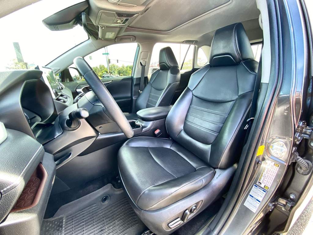 Thumbnail: 2022 Toyota RAV4 - 7
