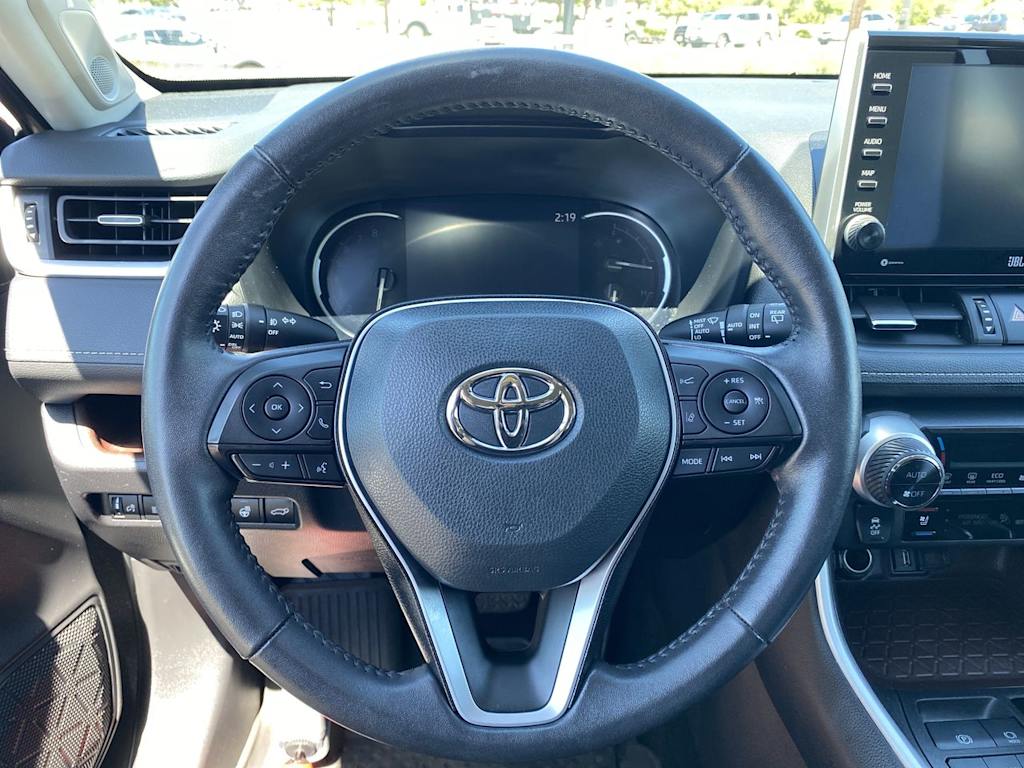 Thumbnail: 2022 Toyota RAV4 - 2