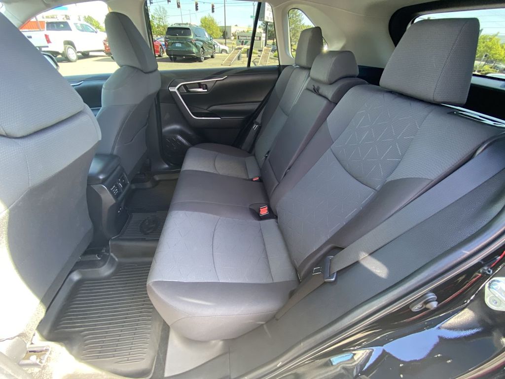 Thumbnail: 2023 Toyota RAV4 - 10