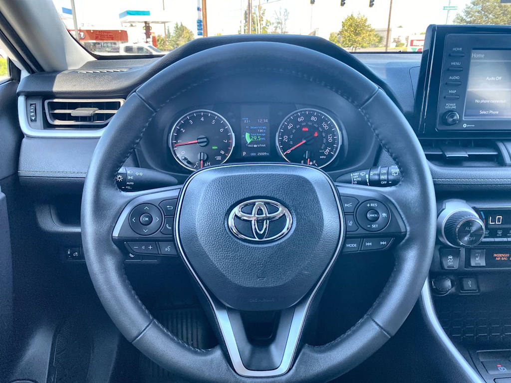 Thumbnail: 2022 Toyota RAV4 - 2