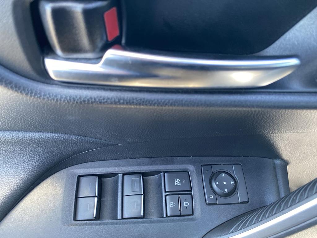 Thumbnail: 2024 Toyota RAV4 - 21