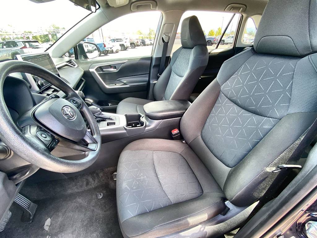 Thumbnail: 2025 Toyota RAV4 - 4