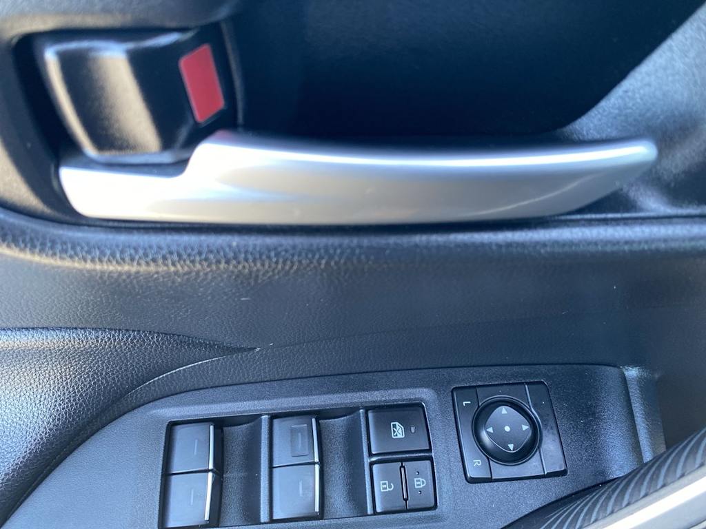 Thumbnail: 2024 Toyota RAV4 - 21