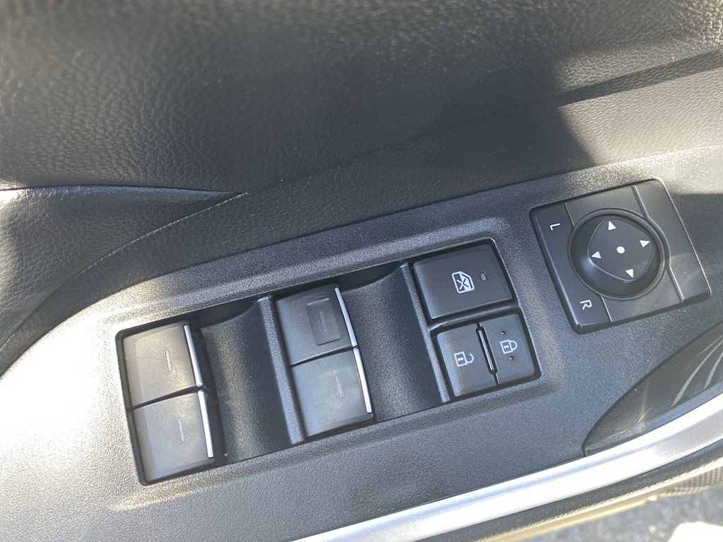 Thumbnail: 2024 Toyota RAV4 - 21