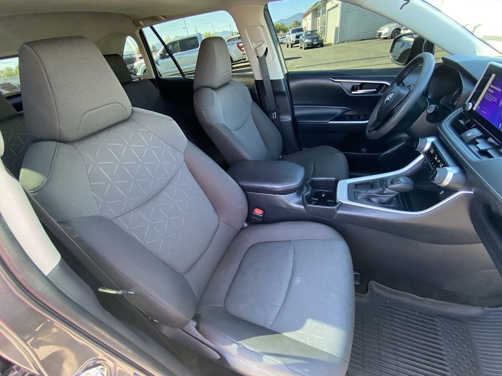 Thumbnail: 2023 Toyota RAV4 - 25