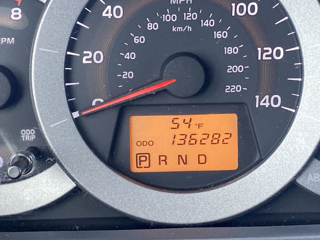 Thumbnail: 2010 Toyota RAV4 - 12