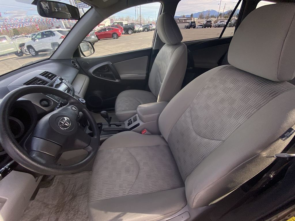 Thumbnail: 2010 Toyota RAV4 - 7