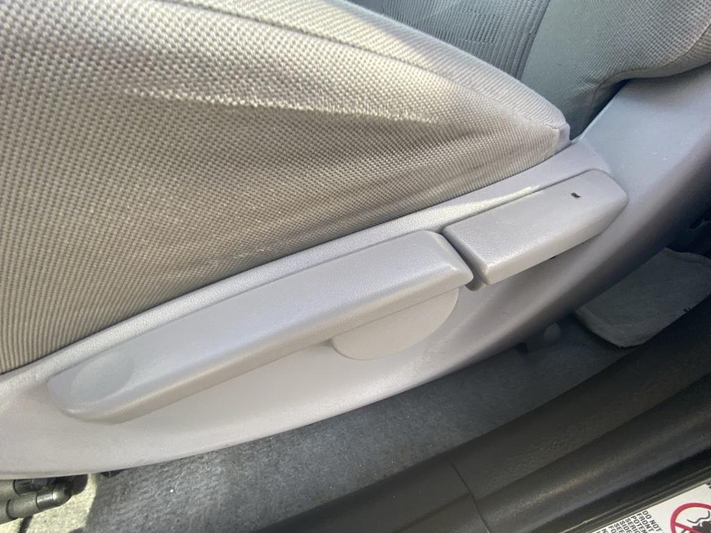 Thumbnail: 2010 Toyota RAV4 - 20