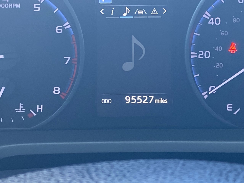 Thumbnail: 2017 Toyota RAV4 - 12