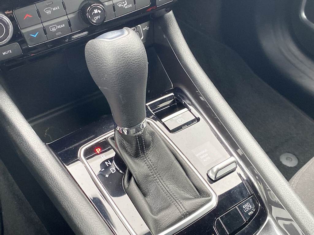 Thumbnail: 2023 Jeep Compass - 11