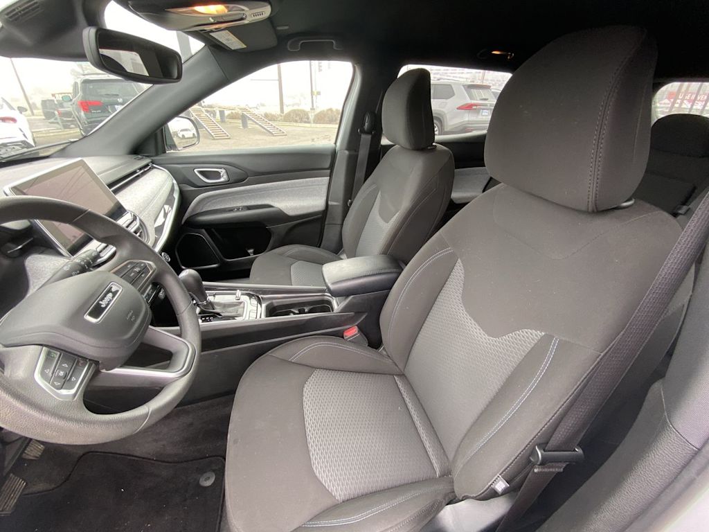 Thumbnail: 2023 Jeep Compass - 7