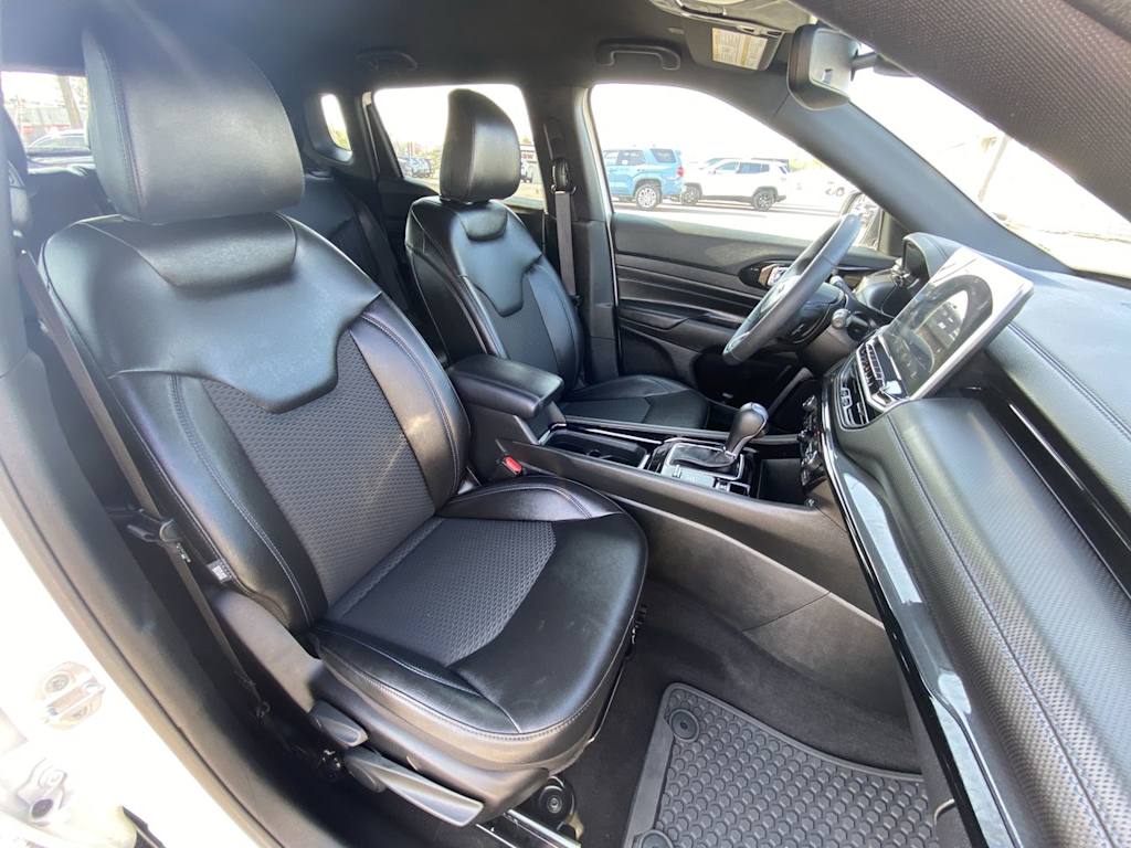 Thumbnail: 2025 Jeep Compass - 8
