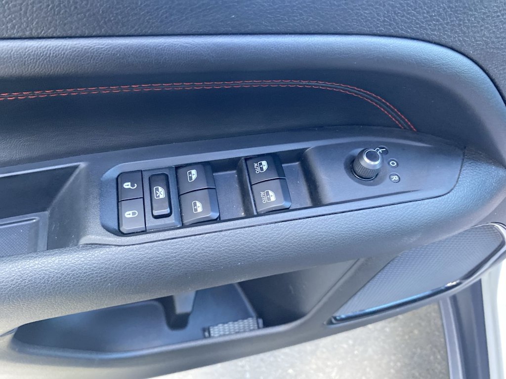 Thumbnail: 2024 Jeep Compass - 21