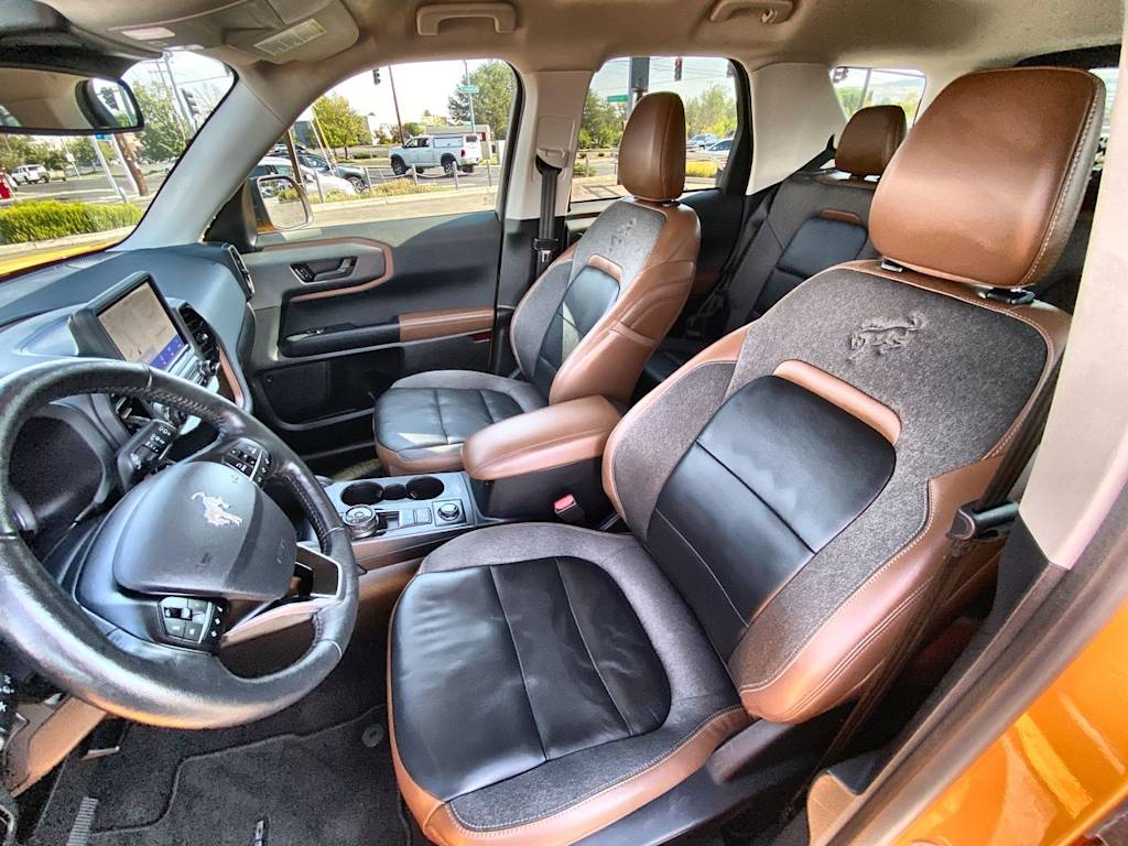 Thumbnail: 2023 Ford Bronco Sport - 8