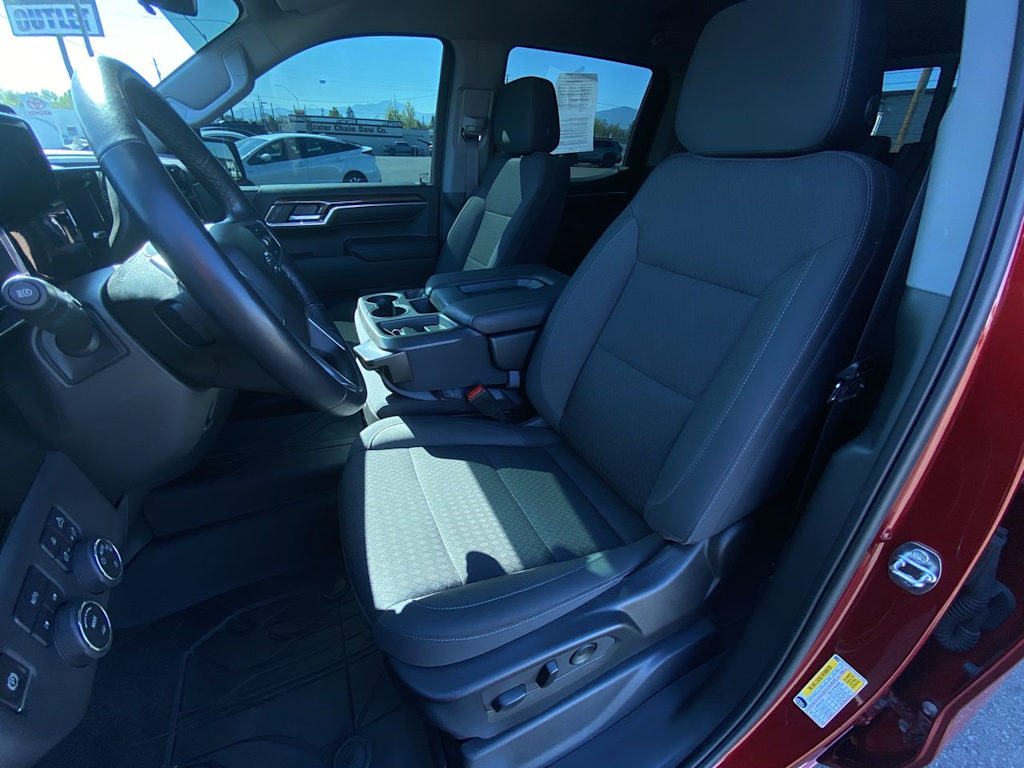 2022 Chevrolet Silverado 1500 LT 9
