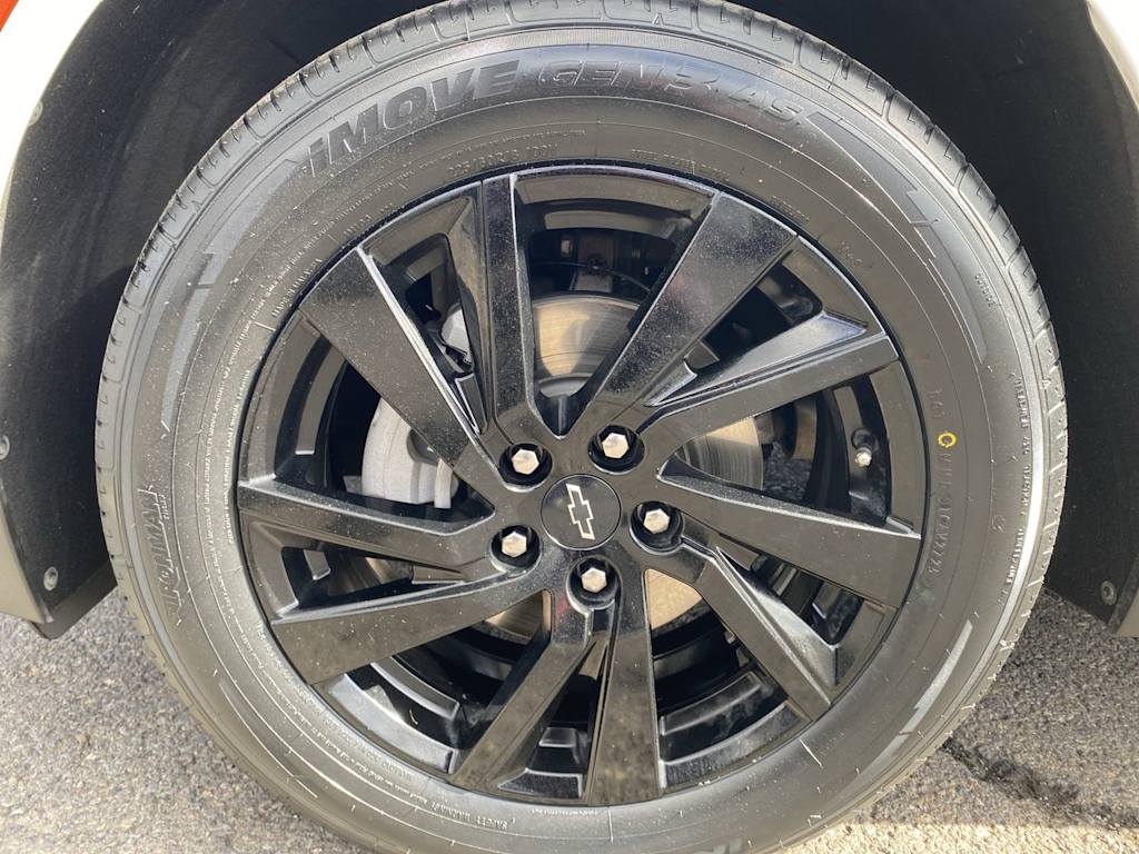 Thumbnail: 2023 Chevrolet Equinox - 5