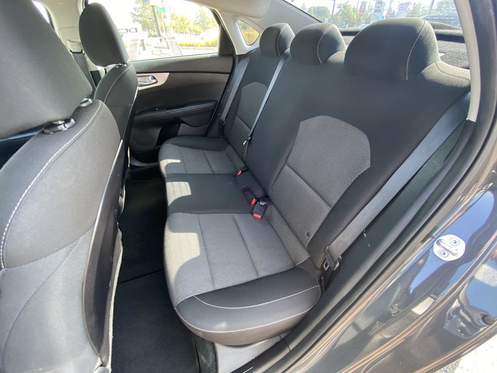 Thumbnail: 2022 Kia Forte - 9