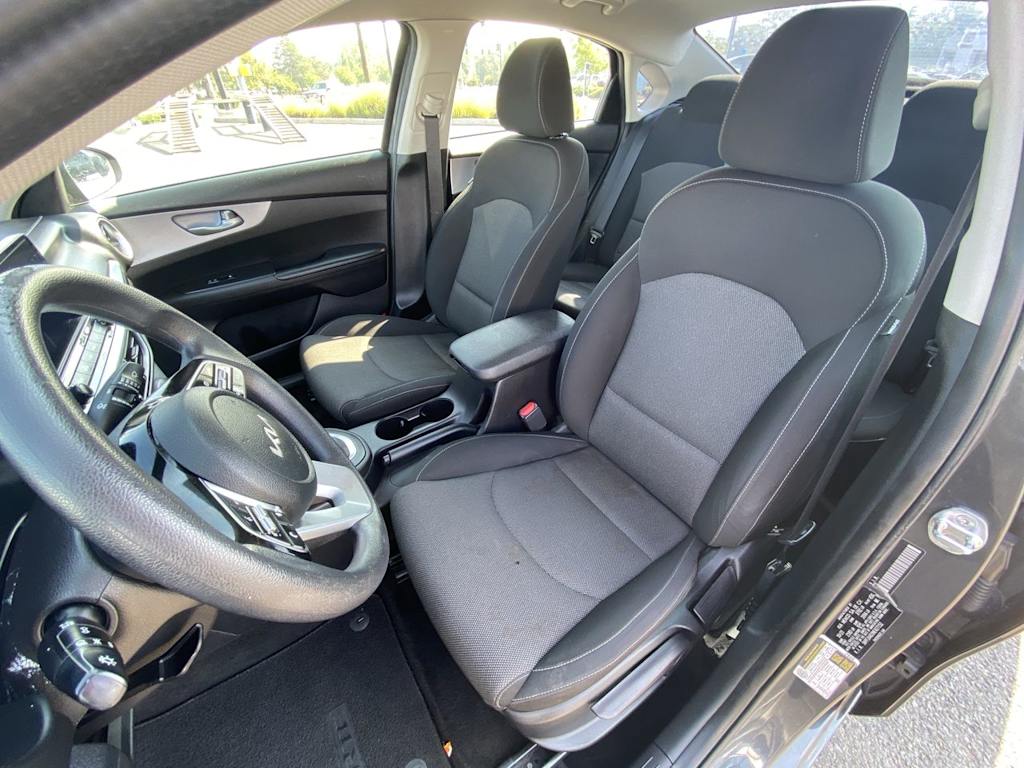 Thumbnail: 2022 Kia Forte - 7