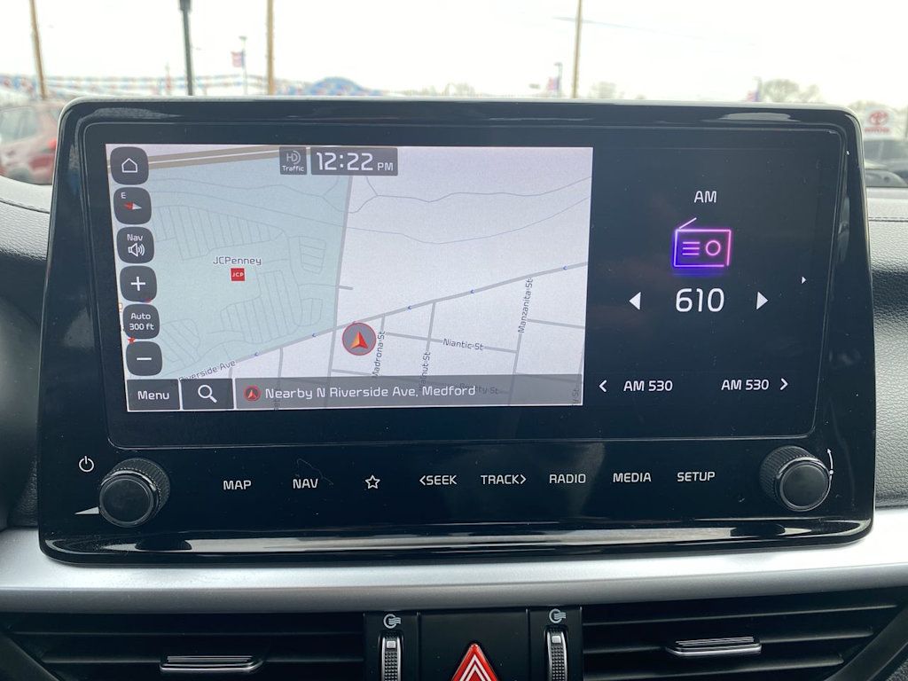 Thumbnail: 2022 Kia Forte - 23