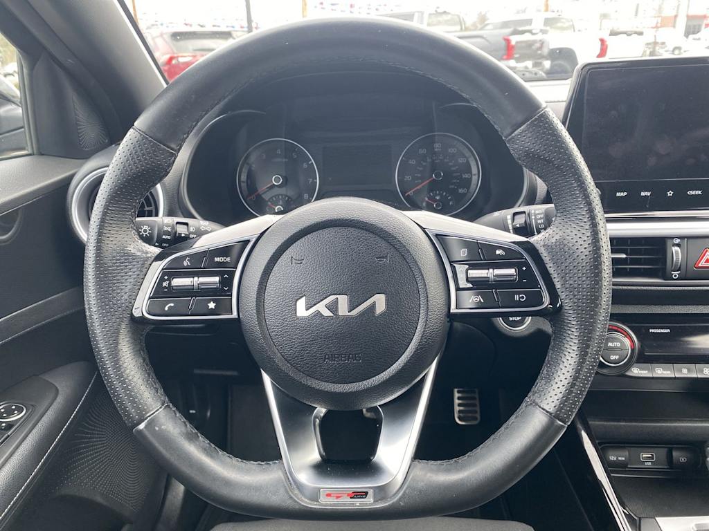 Thumbnail: 2022 Kia Forte - 2