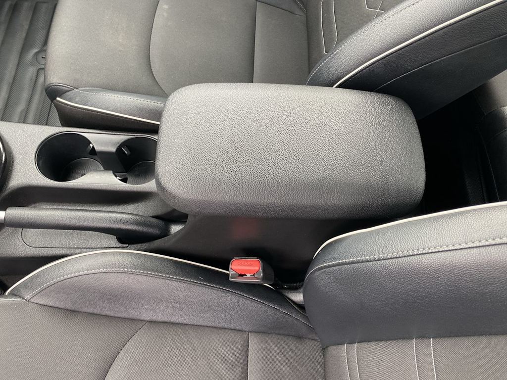 Thumbnail: 2022 Kia Forte - 25