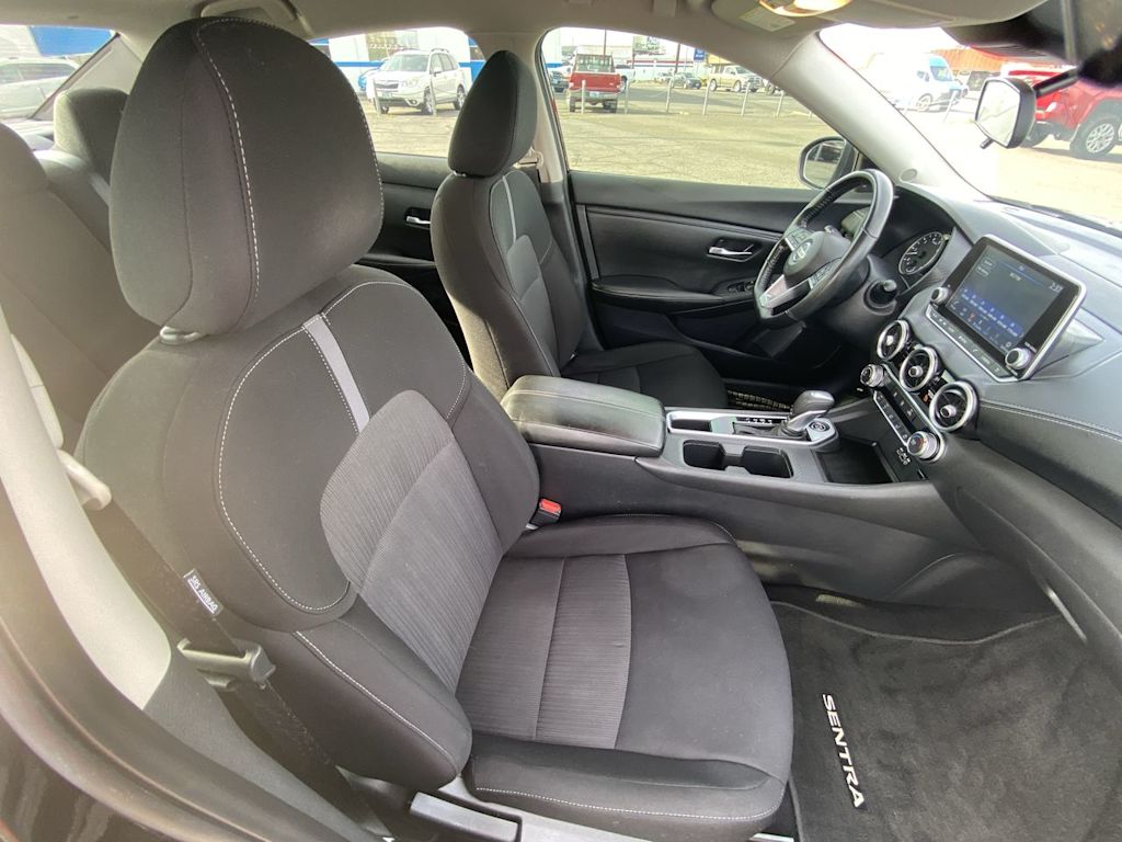 Thumbnail: 2022 Nissan Sentra - 8