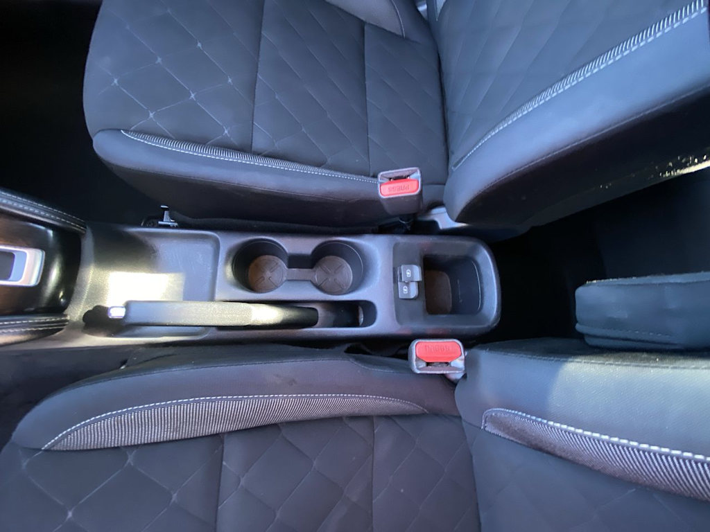 Thumbnail: 2018 Nissan Kicks - 24