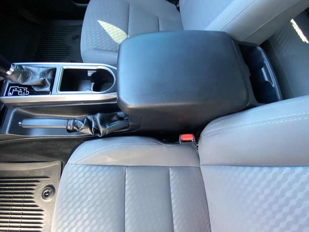 Thumbnail: 2021 Toyota Tacoma - 8