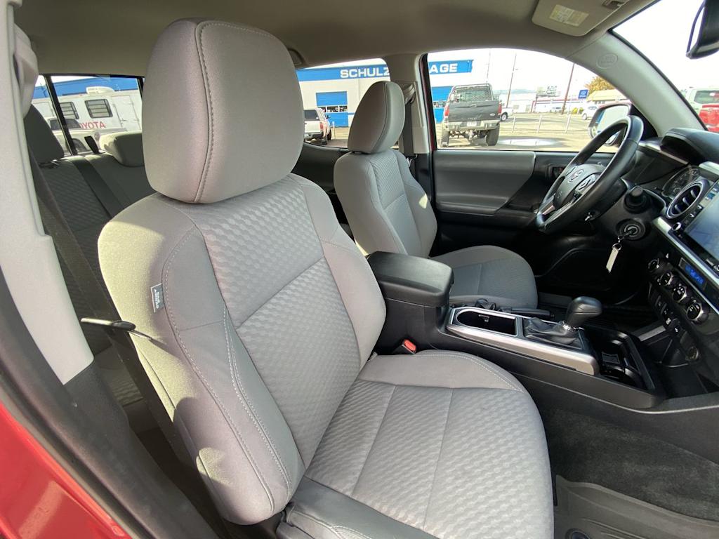 Thumbnail: 2022 Toyota Tacoma - 9