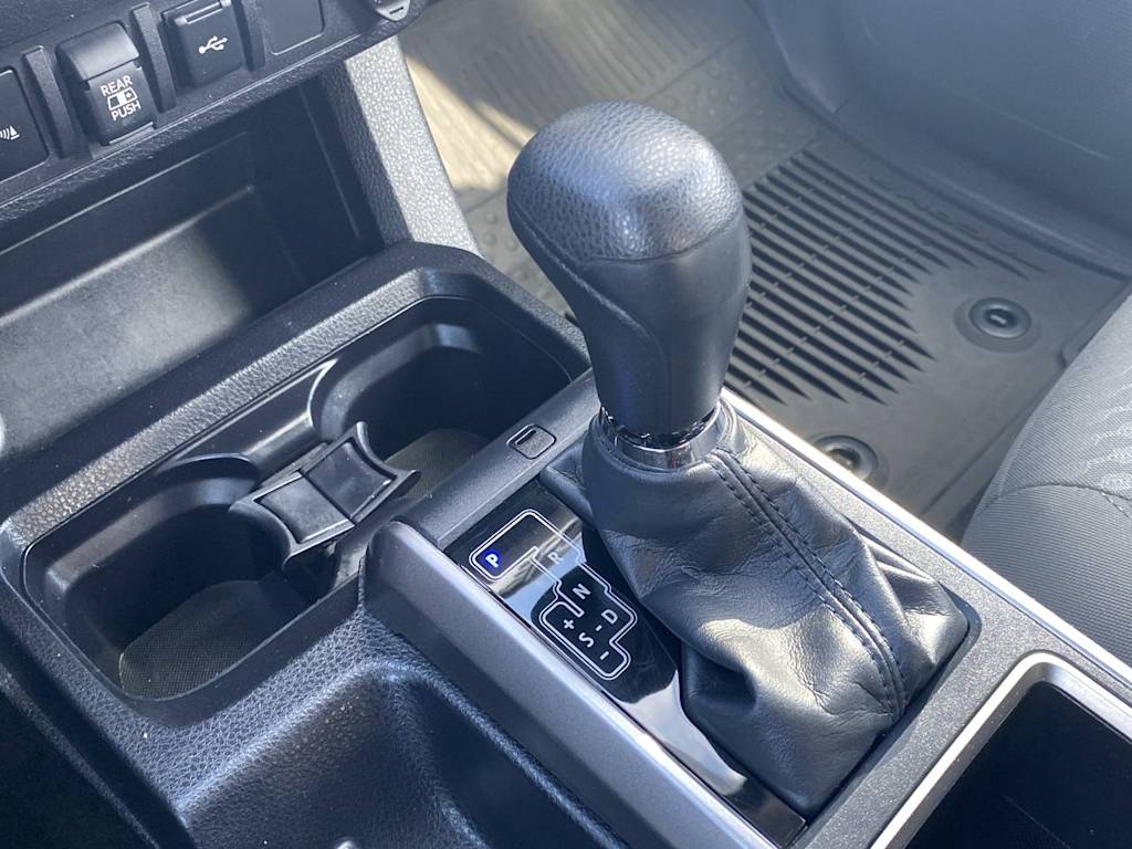 Thumbnail: 2022 Toyota Tacoma - 12