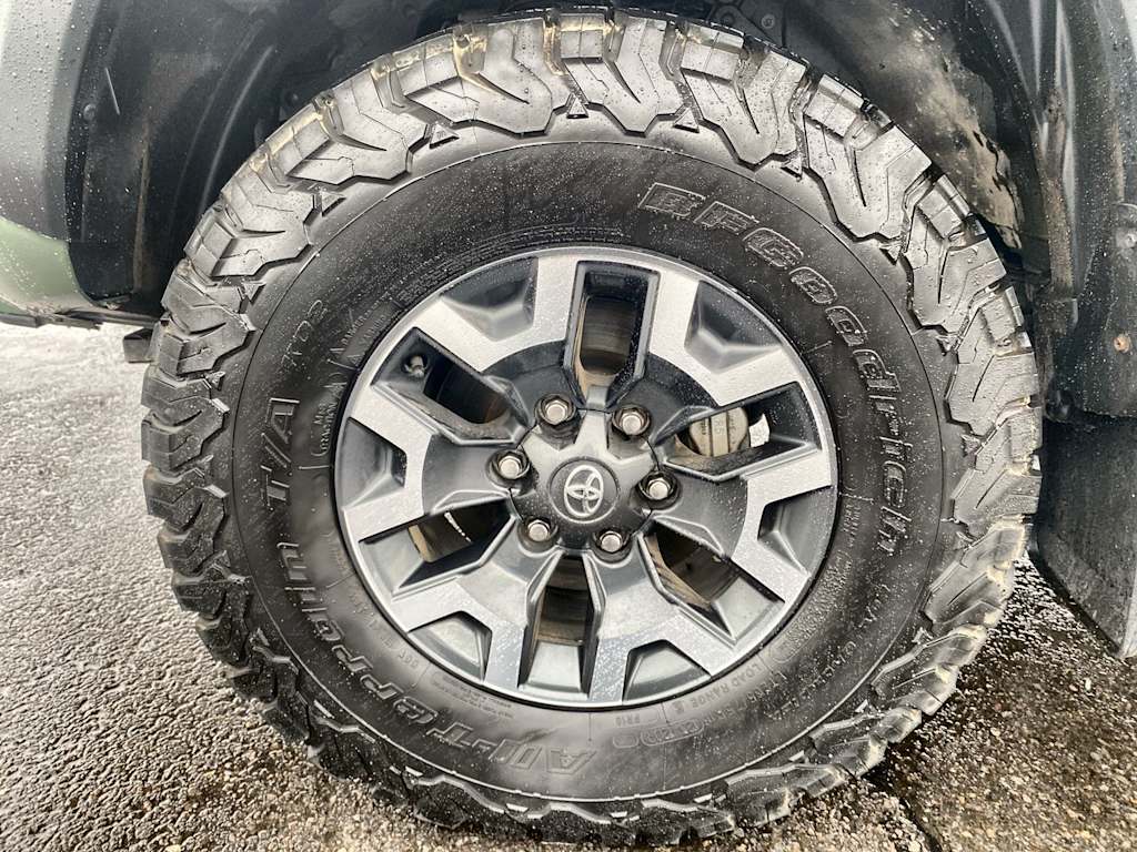 Thumbnail: 2021 Toyota Tacoma - 6