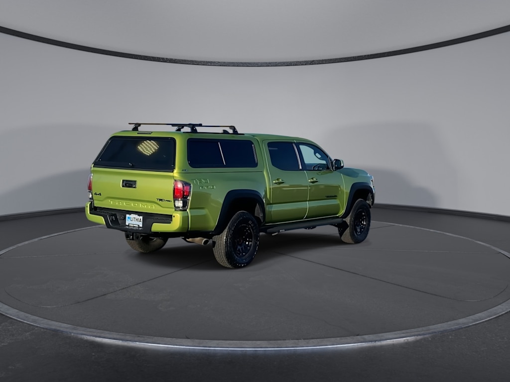 Thumbnail: 2022 Toyota Tacoma - 16