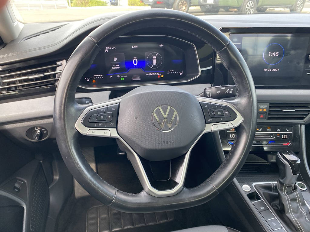 Thumbnail: 2025 Volkswagen Jetta - 2