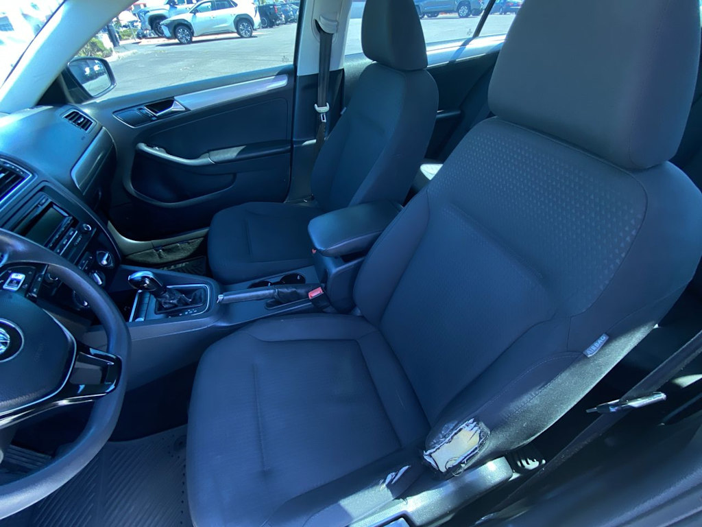 Thumbnail: 2015 Volkswagen Jetta - 7