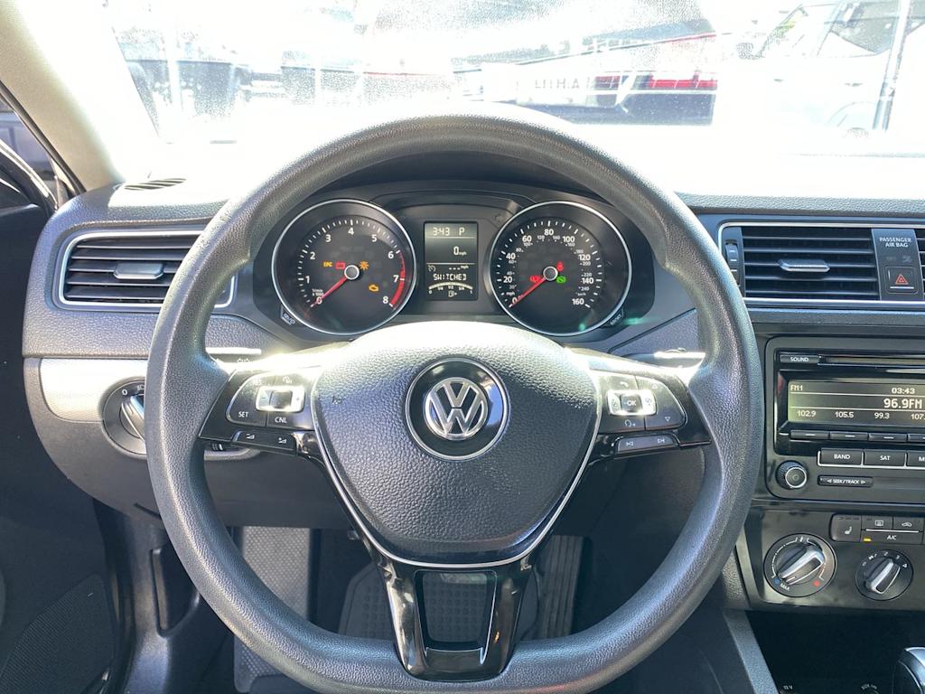 Thumbnail: 2015 Volkswagen Jetta - 2