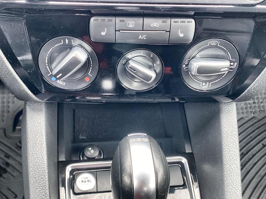 2015 Volkswagen Jetta TDI SE - Photo 23