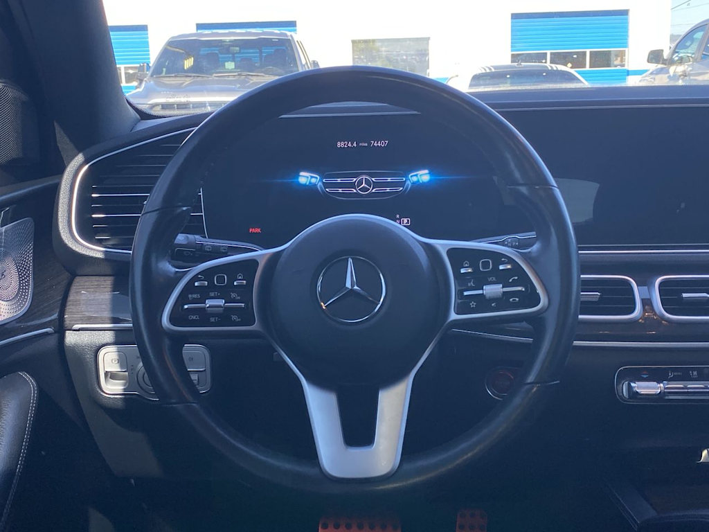 Thumbnail: 2020 Mercedes-Benz GLE - 2