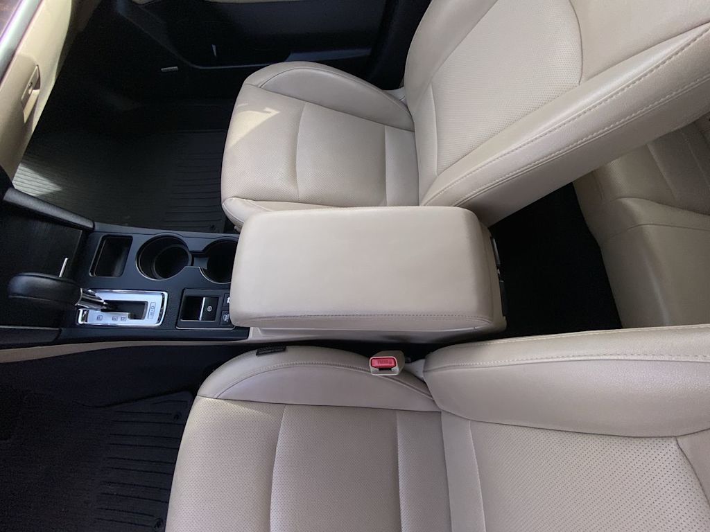 Thumbnail: 2016 Subaru Outback - 9