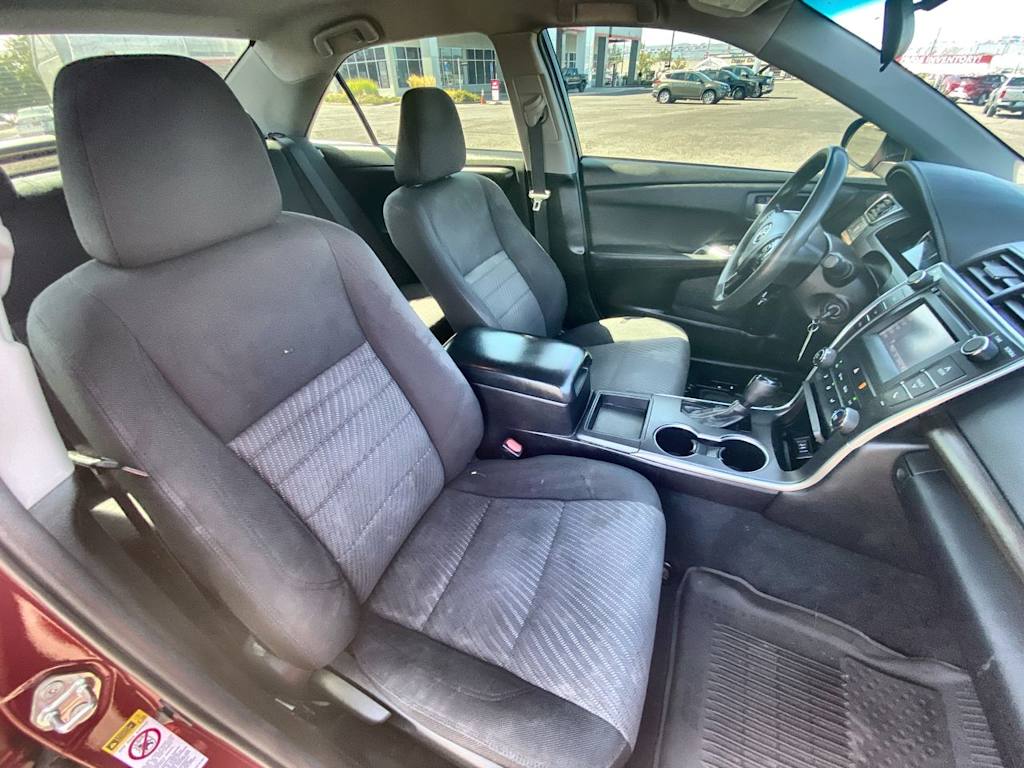 Thumbnail: 2017 Toyota Camry - 9