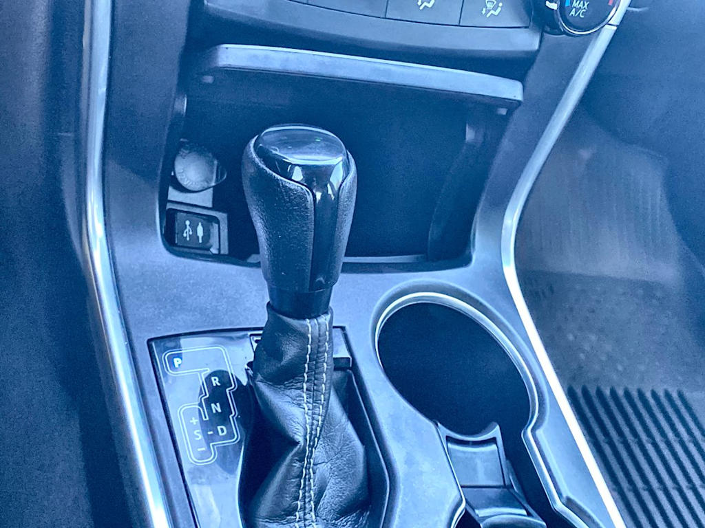 Thumbnail: 2017 Toyota Camry - 12