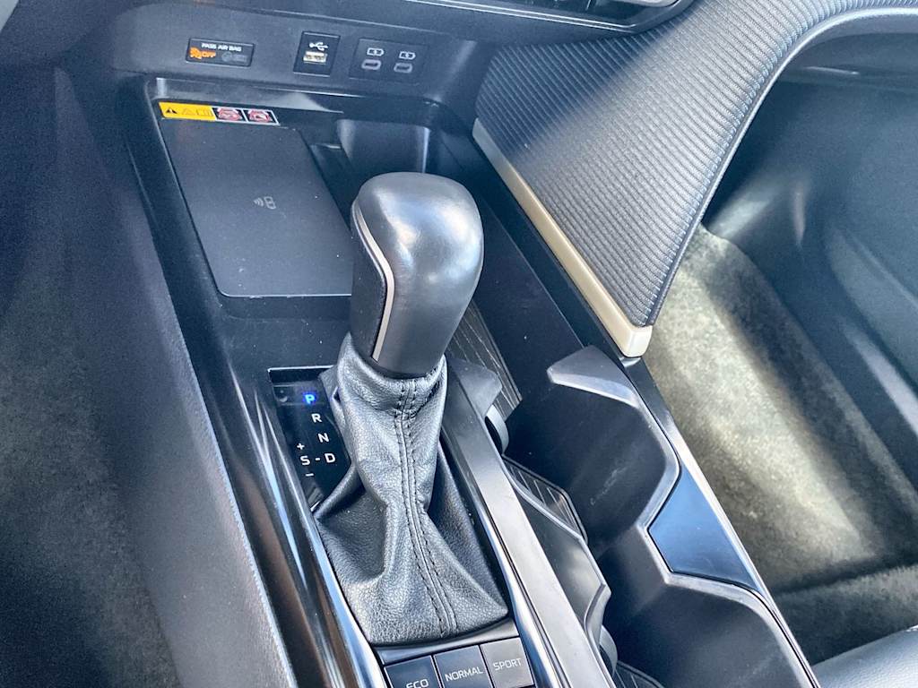 Thumbnail: 2025 Toyota Camry - 12