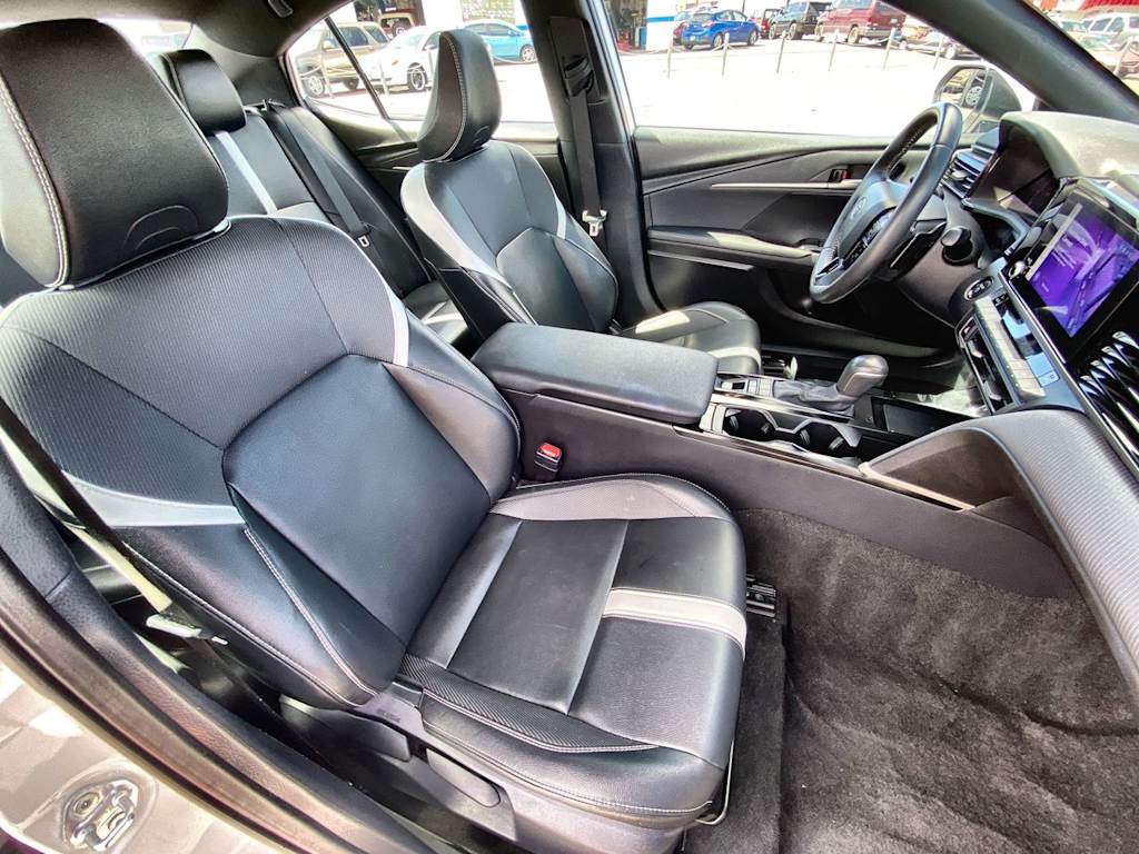 Thumbnail: 2025 Toyota Camry - 24