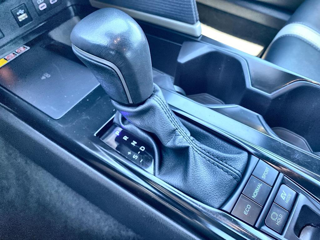 Thumbnail: 2025 Toyota Camry - 13