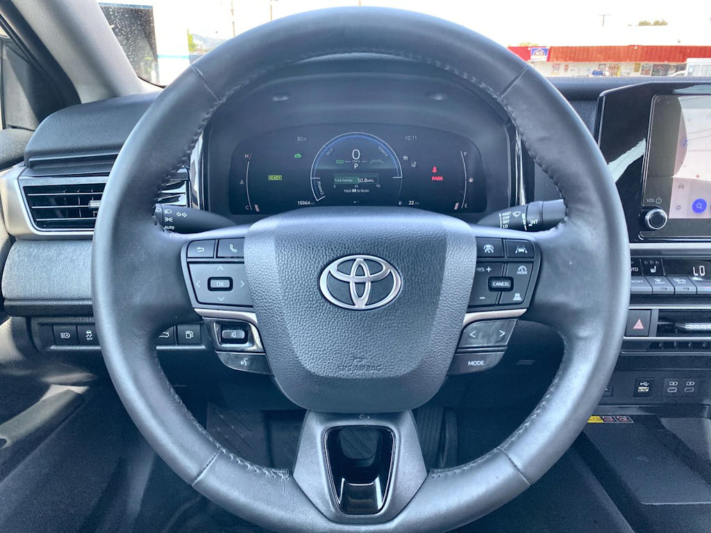 Thumbnail: 2025 Toyota Camry - 2