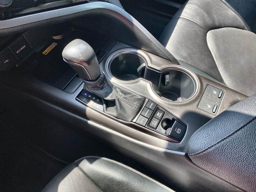 Thumbnail: 2023 Toyota Camry - 12