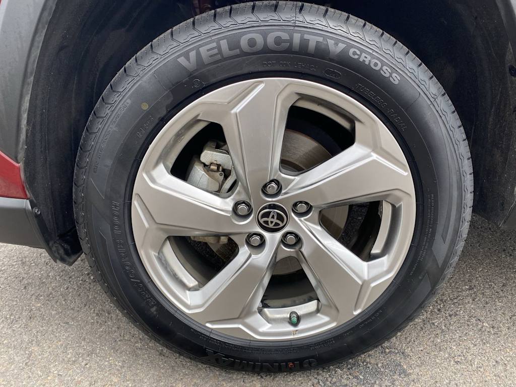 Thumbnail: 2021 Toyota RAV4 - 5