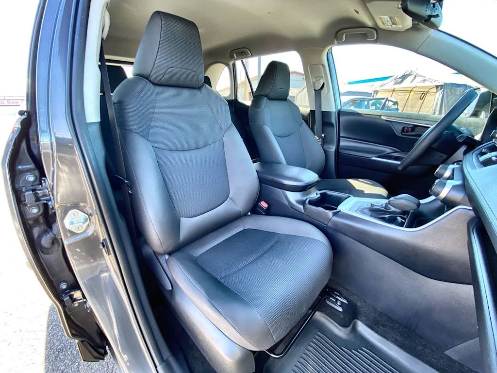 Thumbnail: 2024 Toyota RAV4 - 8