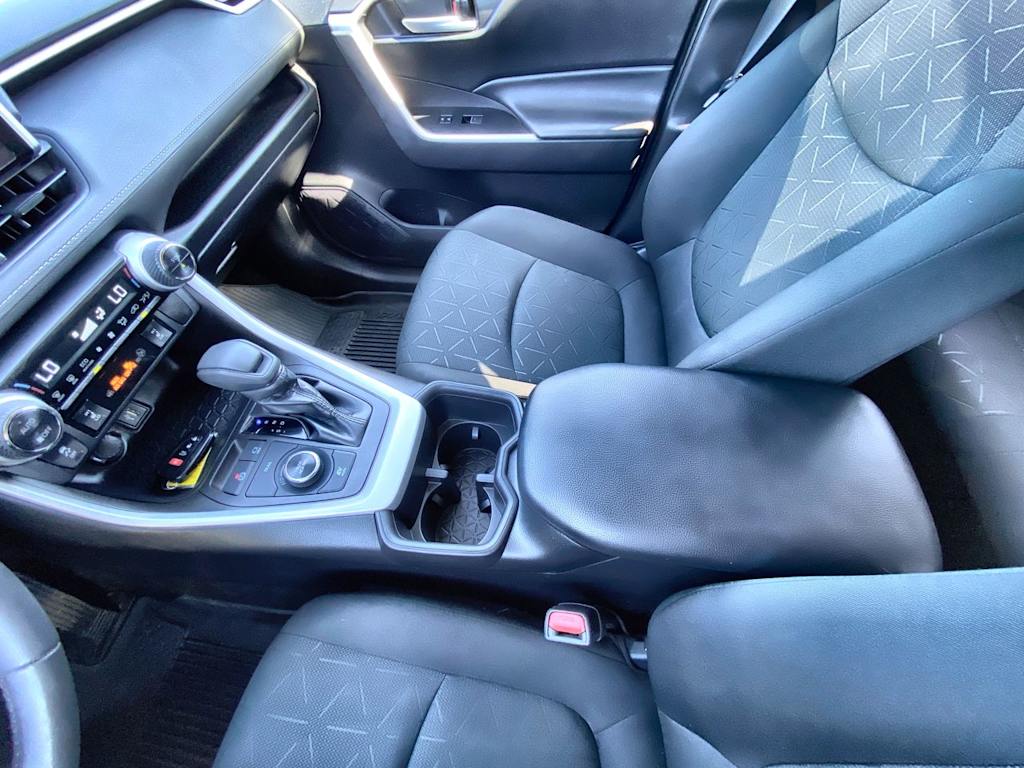 Thumbnail: 2023 Toyota RAV4 - 8