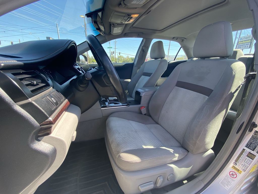 Thumbnail: 2014 Toyota Camry - 8