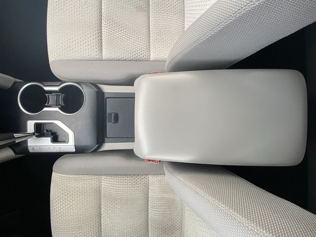 Thumbnail: 2014 Toyota Camry - 9